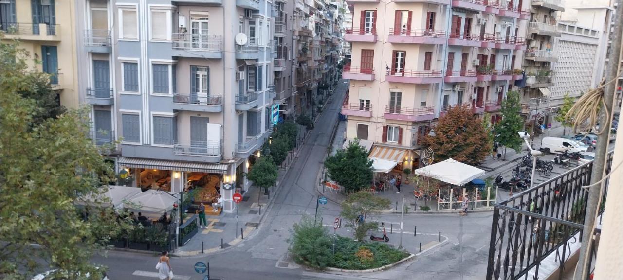 Lovely Apartment In The Heart Of Thessaloniki Center Esterno foto